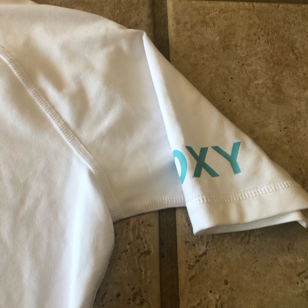Roxy Rash Guard - Picture 2 of 4